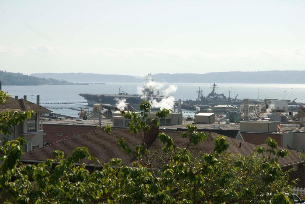 Bayside Bed And Breakfast Everett Δωμάτιο φωτογραφία