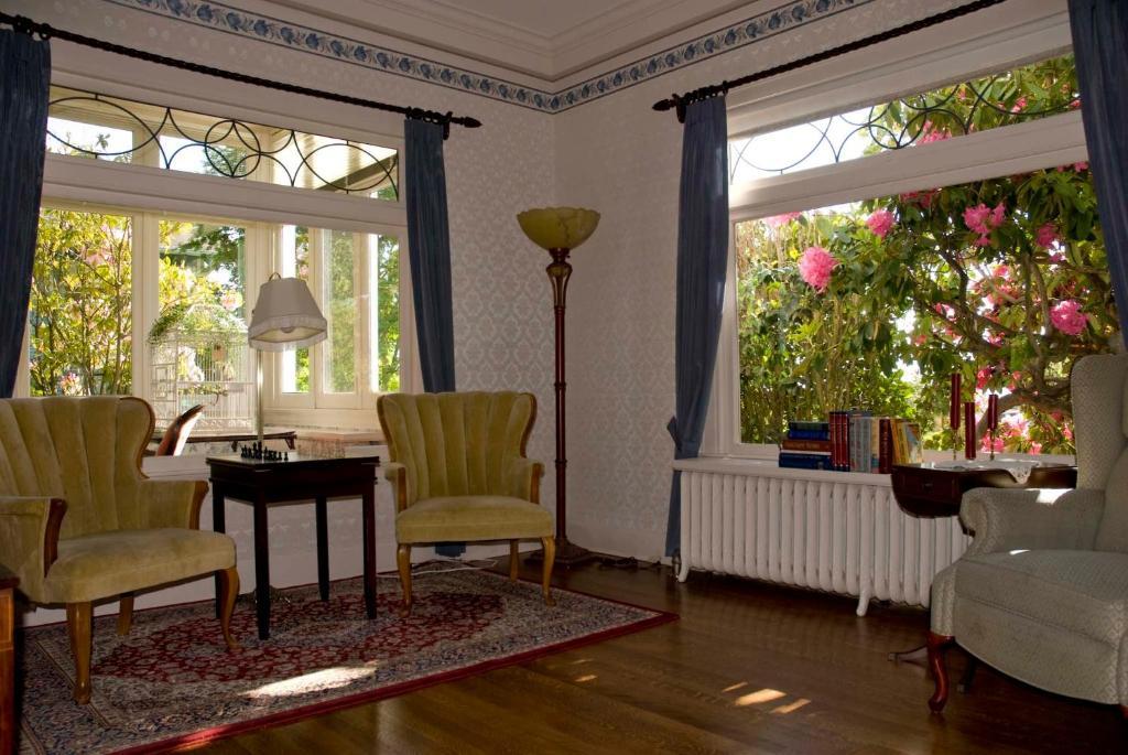 Bayside Bed And Breakfast Everett Εξωτερικό φωτογραφία